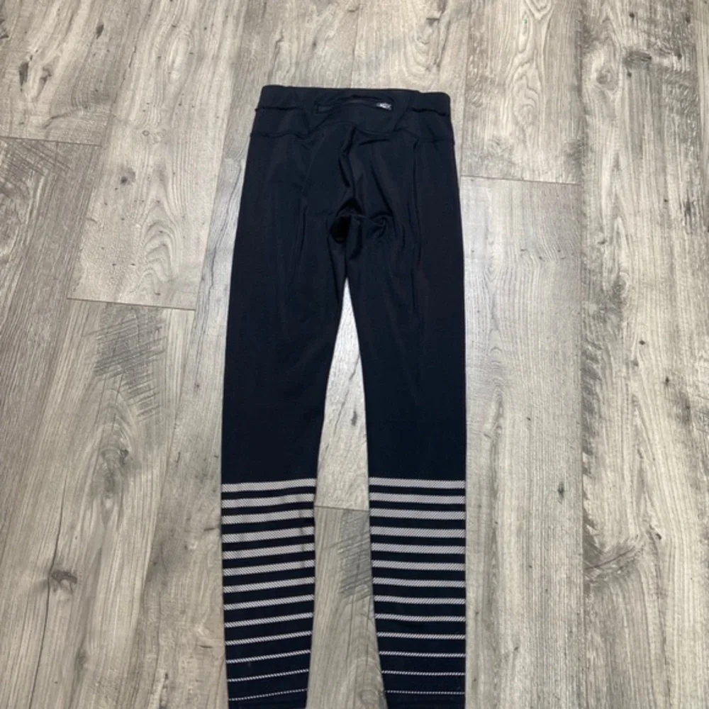 Athleta shine stripe